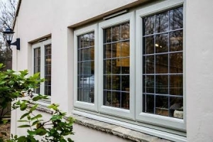 چگونه پنجره وین‌تک مناسب ساختمان نوساز انتخاب کنیم؟ 